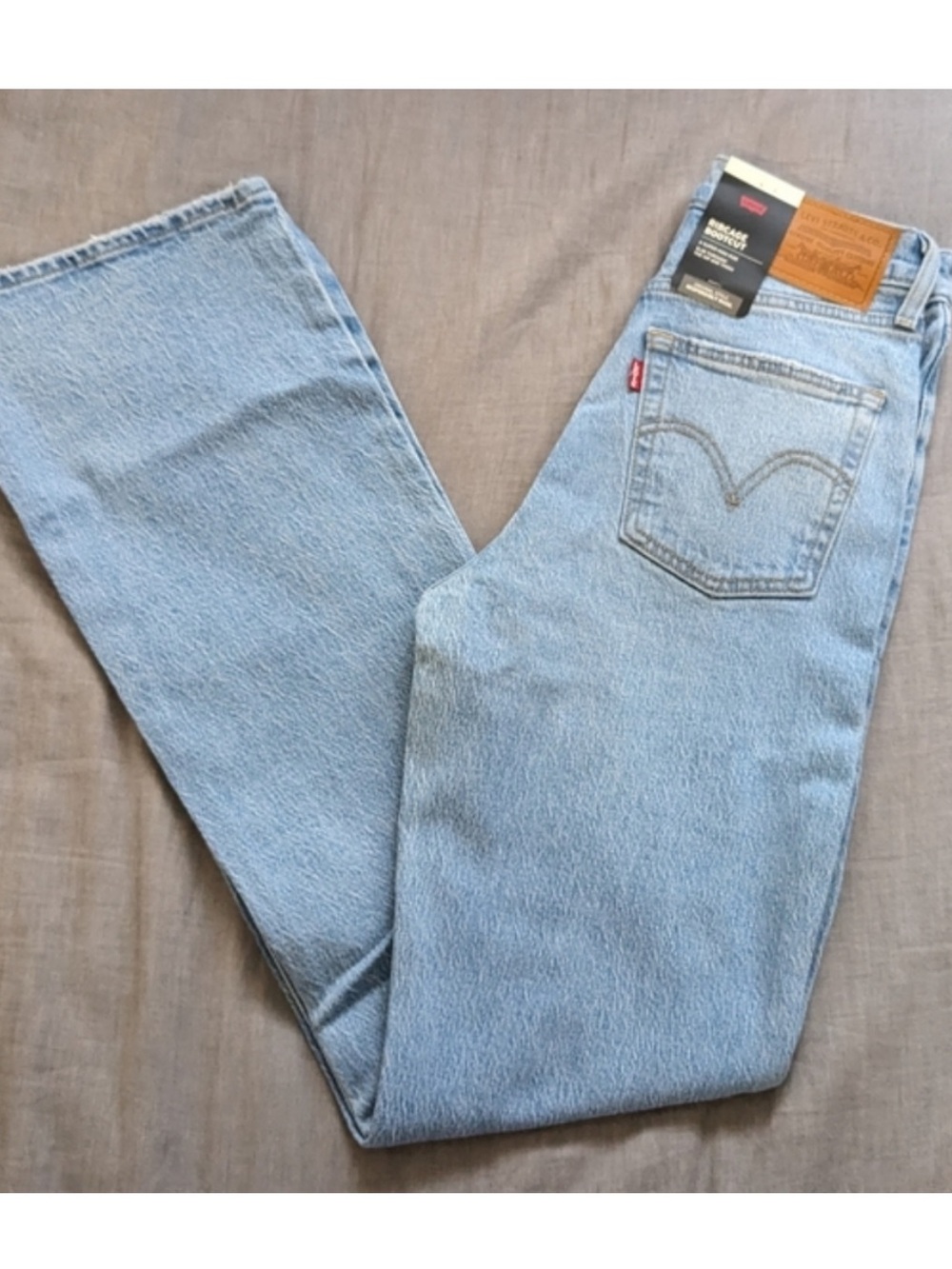 NWT Levi's Ribcage Boot Jeans 31x33